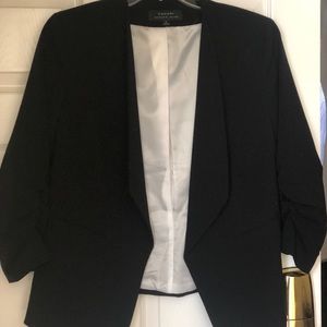 Women’s Tahari Blazer